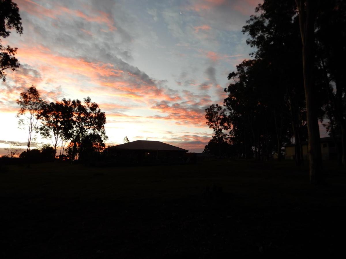 Scenic Sunsets@Tamborine Hotel Екстериор снимка